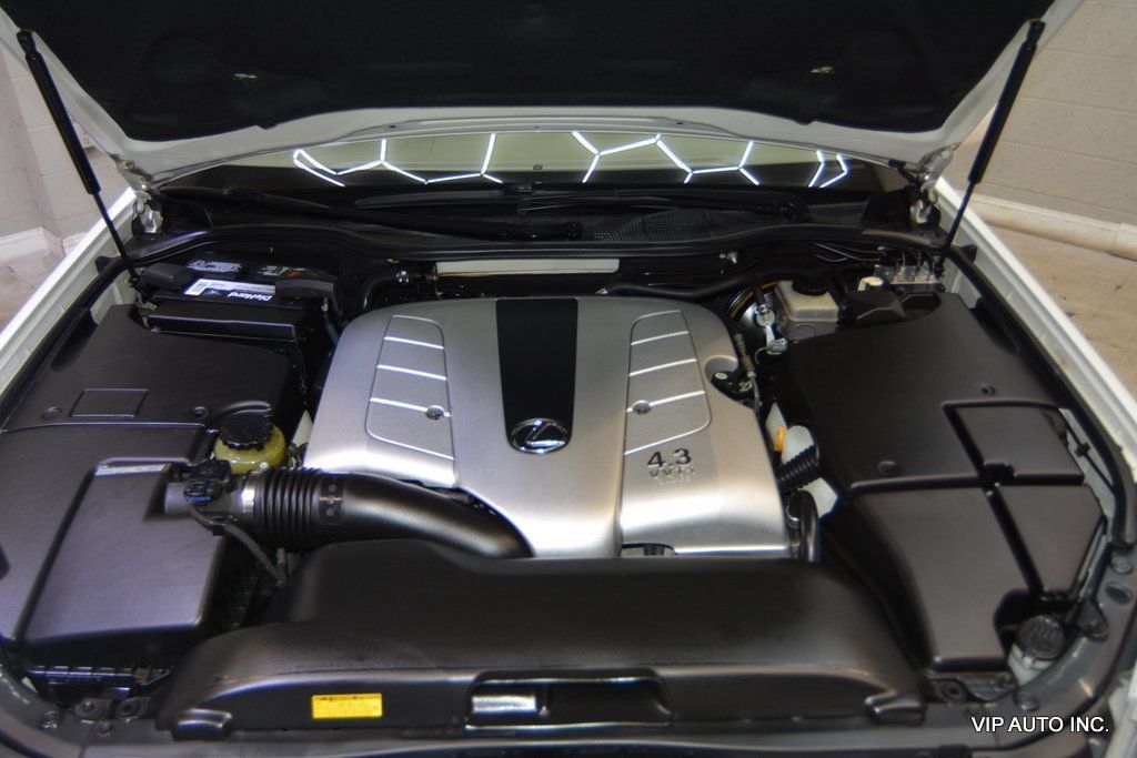 Used 2001 Lexus LS 430 RWD image 36