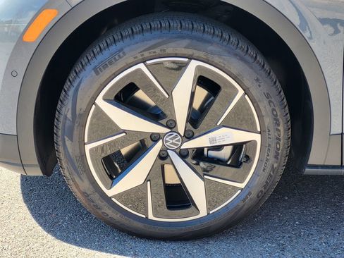 New 2025 Volkswagen ID.4 Pro S AWD/4WD image 7
