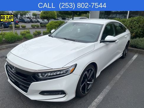 Used 2018 Honda Accord Sport image 11