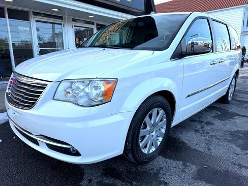 Used 2012 Chrysler Town & Country Touring-L w/ Entertainment Group #2 image 2
