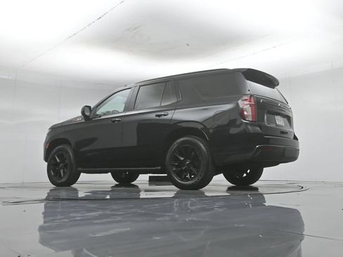 Used 2022 Chevrolet Tahoe Z71 w/ Luxury Package AWD/4WD image 57