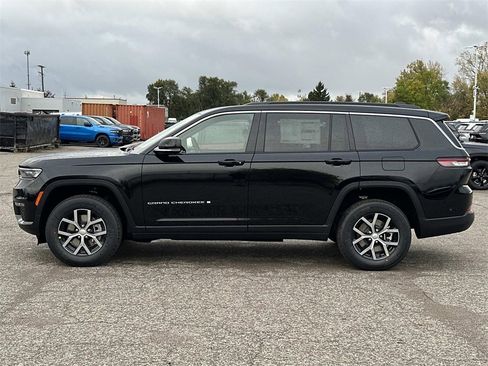 New 2025 Jeep Grand Cherokee L Limited image 5