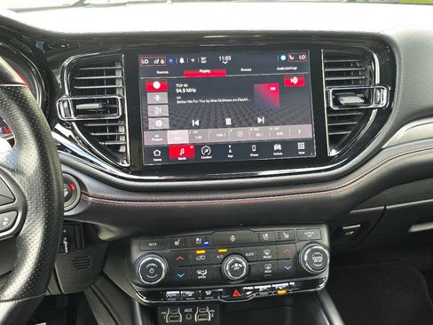 Used 2024 Dodge Durango GT AWD/4WD image 16