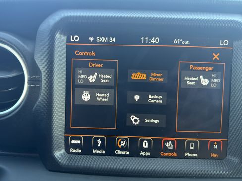 Used 2019 Jeep Wrangler Unlimited Sahara w/ Quick Order Package 24M Moab AWD/4WD image 28