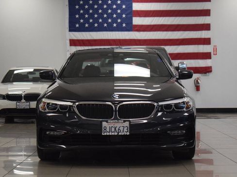 Used 2018 BMW 540i RWD image 8