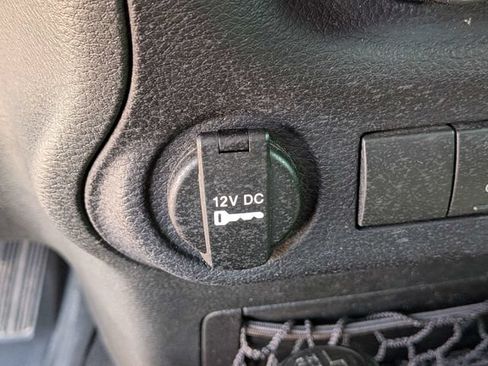 Used 2017 Jeep Wrangler Sport AWD/4WD image 17