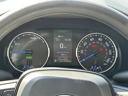 Used 2022 Toyota RAV4 LE AWD/4WD image 20