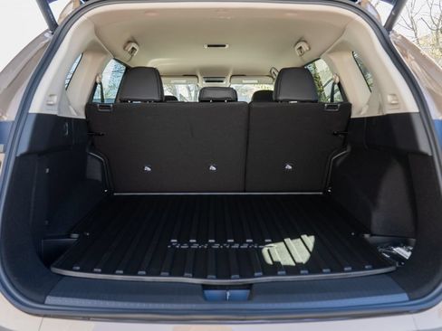 New 2026 Nissan Rogue SV AWD/4WD image 8