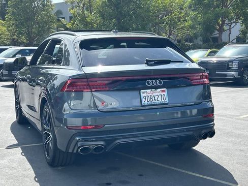 Used 2022 Audi SQ8 Prestige AWD/4WD image 2