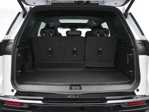 Certified 2024 Chevrolet Traverse RS w/ LPO, Floor Liner Package image 28