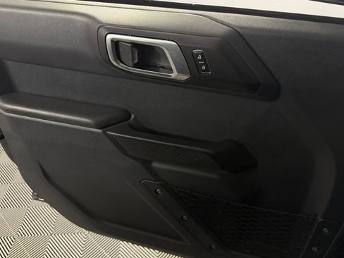 Used 2025 Ford Bronco Big Bend image 24