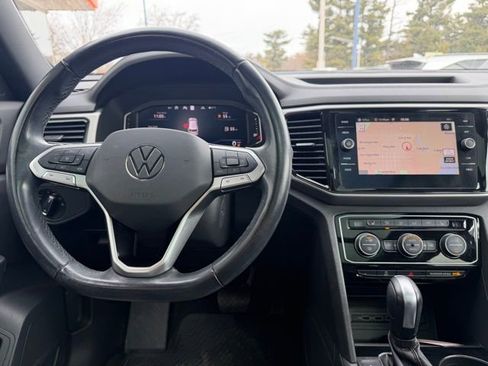 Used 2020 Volkswagen Atlas Cross Sport SEL image 20
