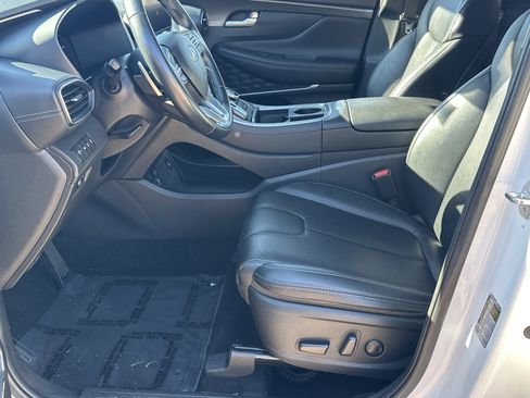 Used 2023 Hyundai Santa Fe SEL w/ Premium Package image 9
