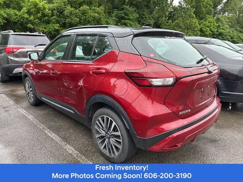 Used 2023 Nissan Kicks SR FWD image 8