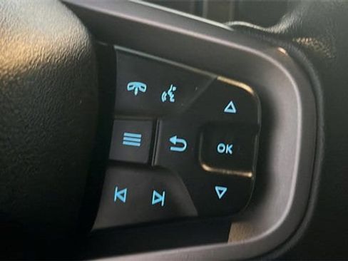 Used 2022 Ford Bronco Wildtrak image 18