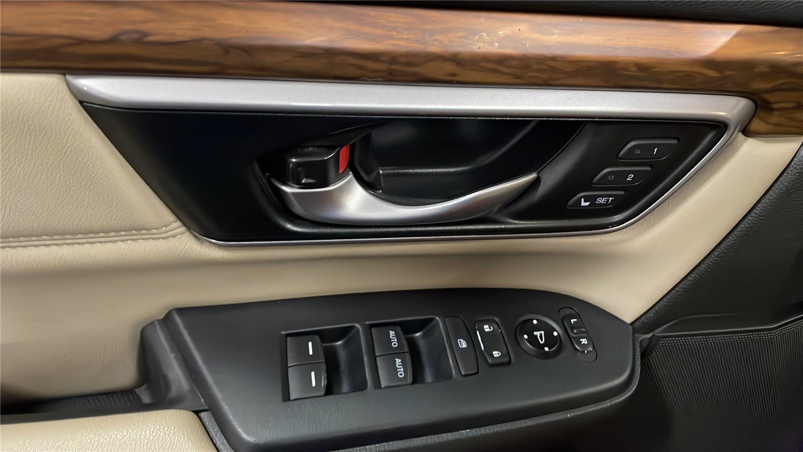 Used 2019 Honda CR-V Touring image 23