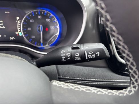 New 2026 Chrysler Pacifica Select image 29