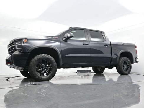 Used 2022 Chevrolet Silverado 1500 ZR2 w/ Technology Package image 44