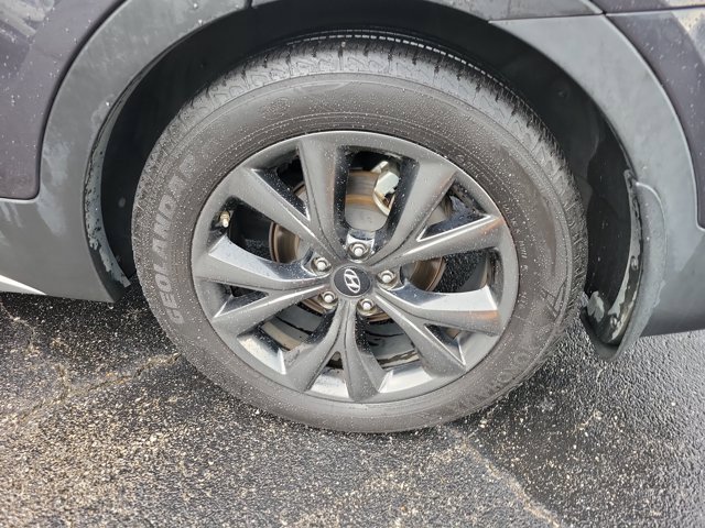 Used 2018 Hyundai Santa Fe Sport w/ 2.0T Ultimate Tech Package 05 FWD image 33