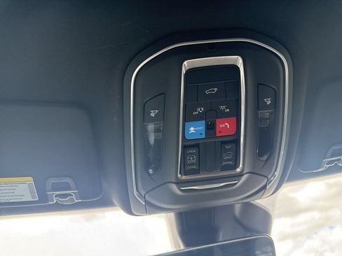 New 2026 Jeep Grand Cherokee Laredo X AWD/4WD image 19