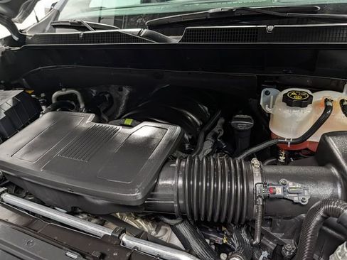 Used 2024 Chevrolet Silverado 1500 LT AWD/4WD image 27
