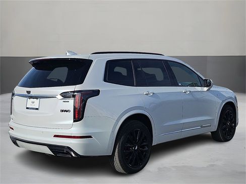 New 2025 Cadillac XT6 Sport w/ LPO, Onyx Lite Package image 4