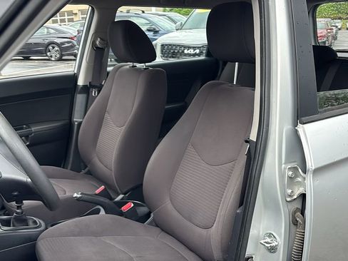Used 2013 Kia Soul FWD image 10