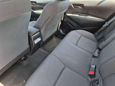 Certified 2025 Toyota Corolla LE FWD image 11