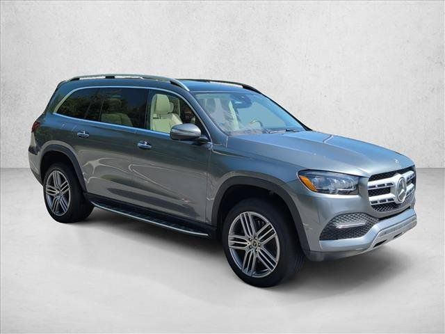 Used 2021 Mercedes-Benz GLS 450 4MATIC image 4