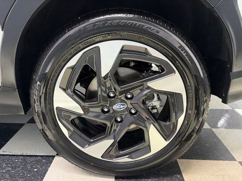 Certified 2025 Subaru Crosstrek 2.5i Limited w/ Popular Package #3A AWD/4WD image 6