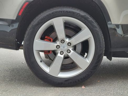 Used 2024 Land Rover Defender 130 X image 24