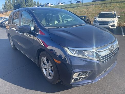 Used 2018 Honda Odyssey EX-L image 2