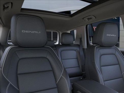 New 2026 GMC Terrain Denali w/ LPO, Floor Liner Package image 24