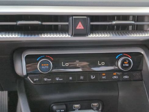 Used 2022 Kia K5 LXS FWD image 19