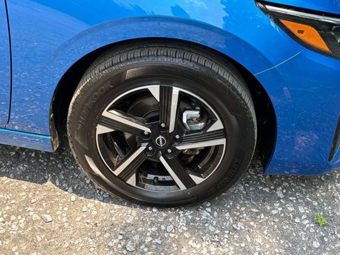 Used 2025 Nissan Sentra SV FWD image 27