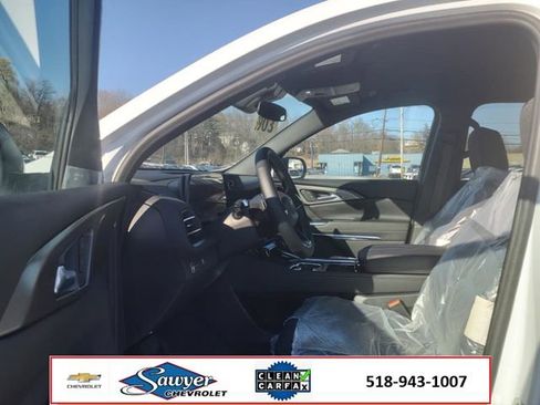 Used 2024 Chevrolet Traverse LT w/ LPO, Floor Liner Package image 10