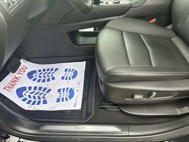 Certified 2024 Cadillac XT5 Luxury w/ LPO, Floor Liner Package AWD/4WD image 16