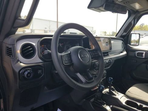 Certified 2025 Jeep Wrangler Sport image 14