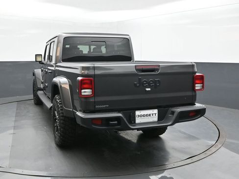 New 2025 Jeep Gladiator Sport image 8