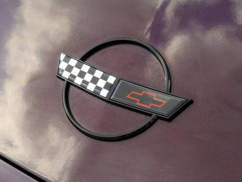 Used 1993 Chevrolet Corvette Coupe RWD image 37