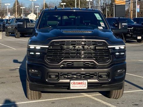 New 2026 RAM 2500 Laramie AWD/4WD image 10