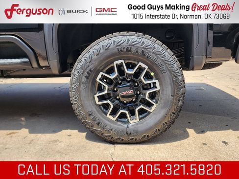 New 2026 GMC Sierra 2500 AT4X AWD/4WD image 59
