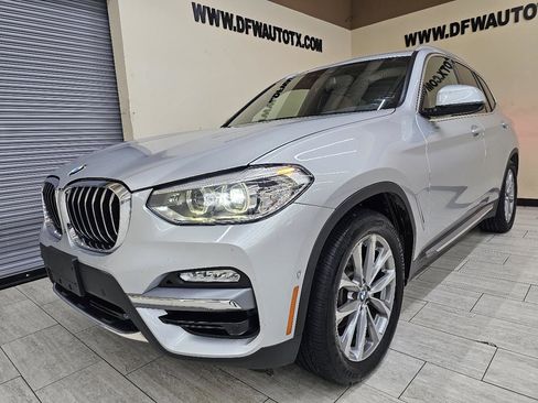 Used 2019 BMW X3 xDrive30i w/ Premium Package AWD/4WD image 2