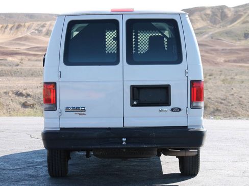 Used 2014 Ford E-350 and Econoline 350 Extended Super Duty image 8