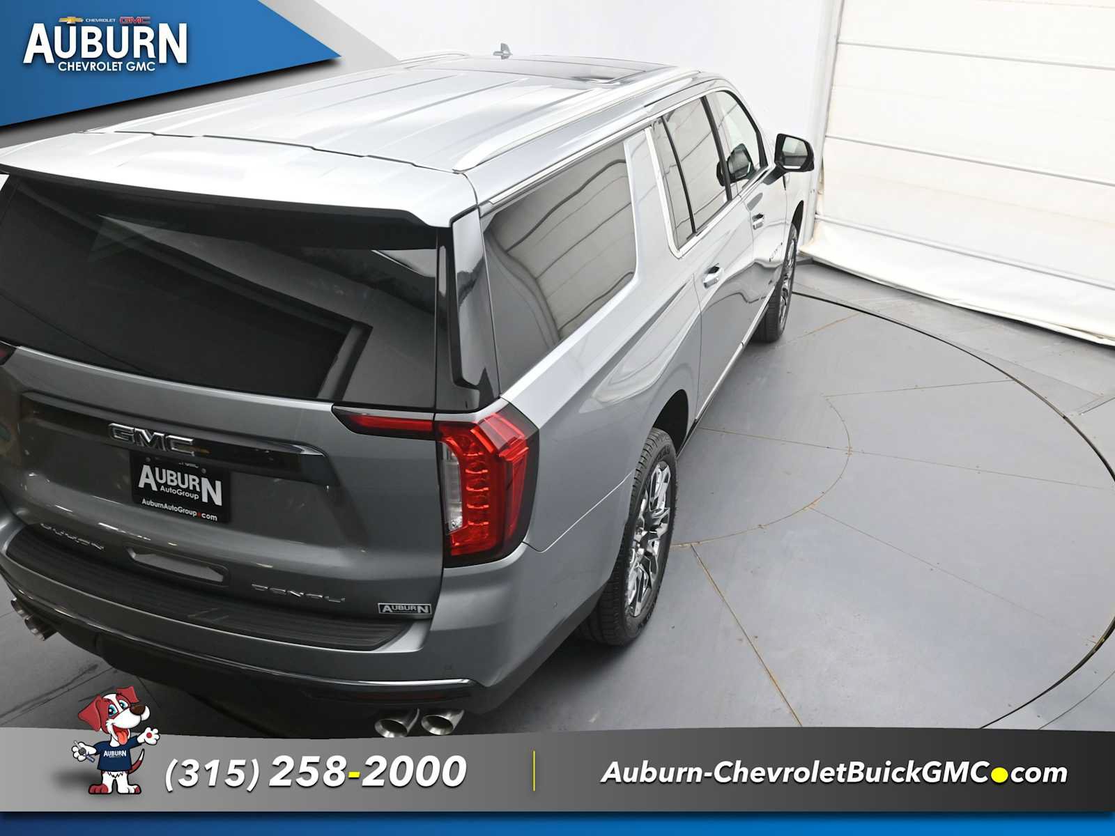 Used 2023 GMC Yukon XL Denali Ultimate AWD/4WD image 33