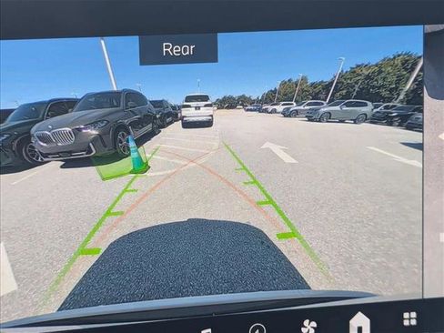 New 2026 BMW X5 sDrive40i image 11