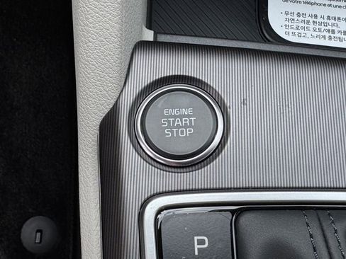 New 2026 Kia Sportage EX w/ EX Panorama Roof Package image 20