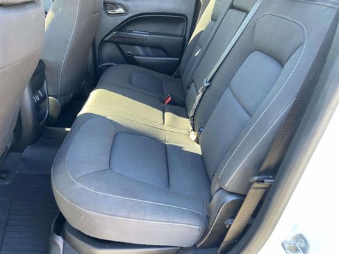 Used 2022 Chevrolet Colorado LT image 4