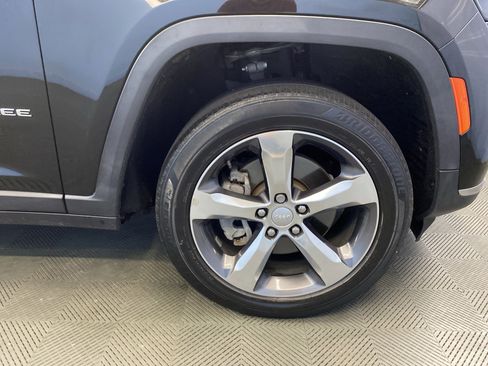 Certified 2021 Jeep Grand Cherokee L Limited image 52