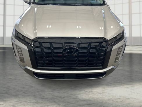 Used 2025 Hyundai Palisade Limited FWD image 22